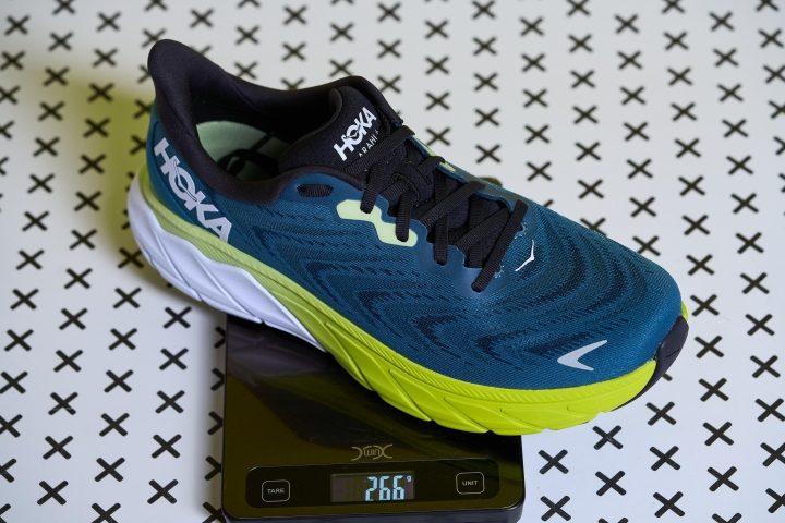 Hoka-One-One-Arahi-6-weight.jpg