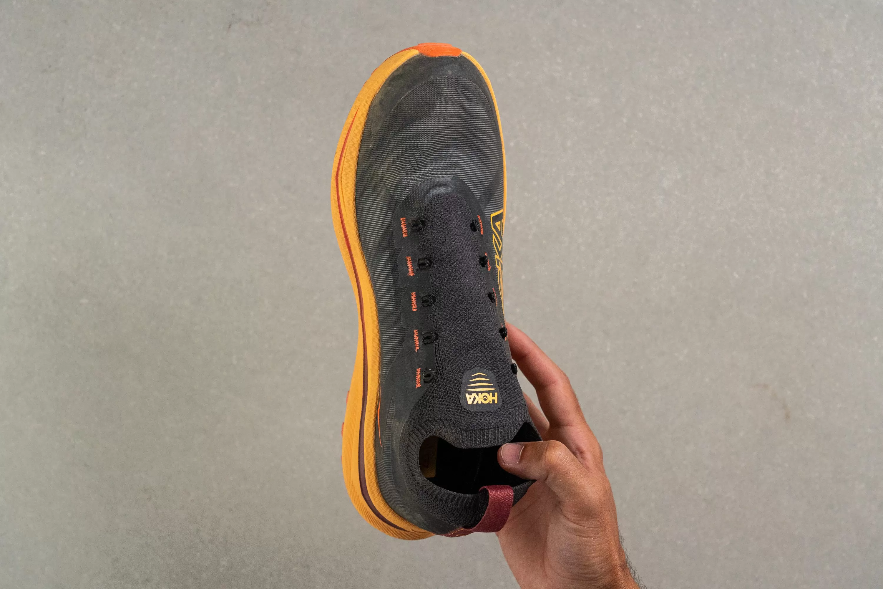 Hoka Zinal 2 Tongue: gusset type