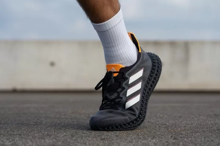 Low heel drop muscle activation