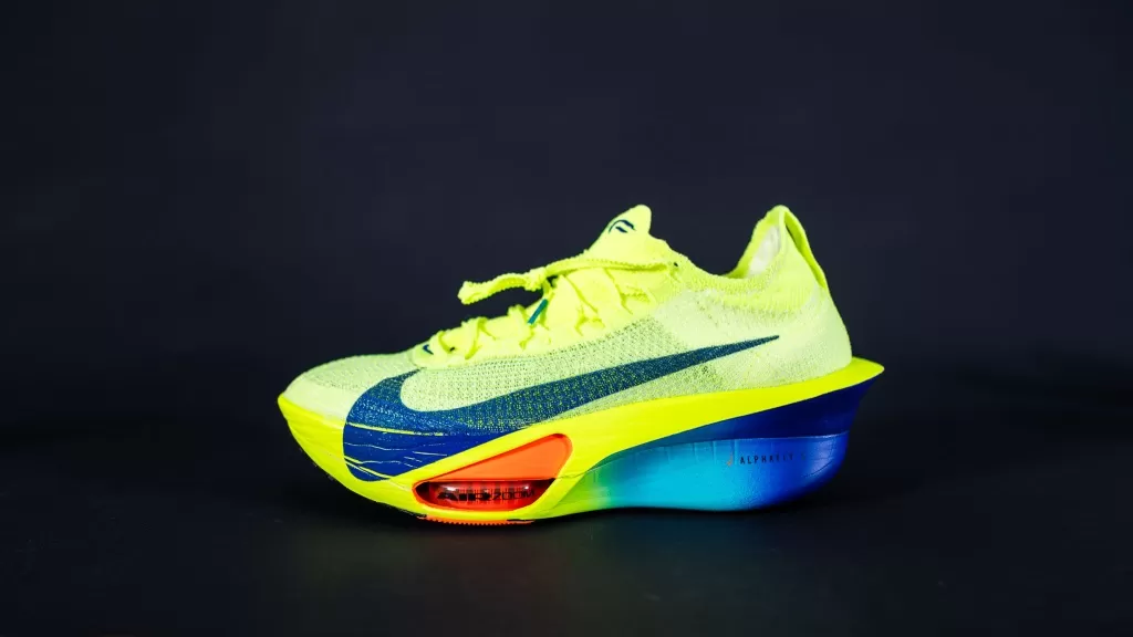nike alphafly 3 - this shoe looks fast because it is. it is also very awkward to run...