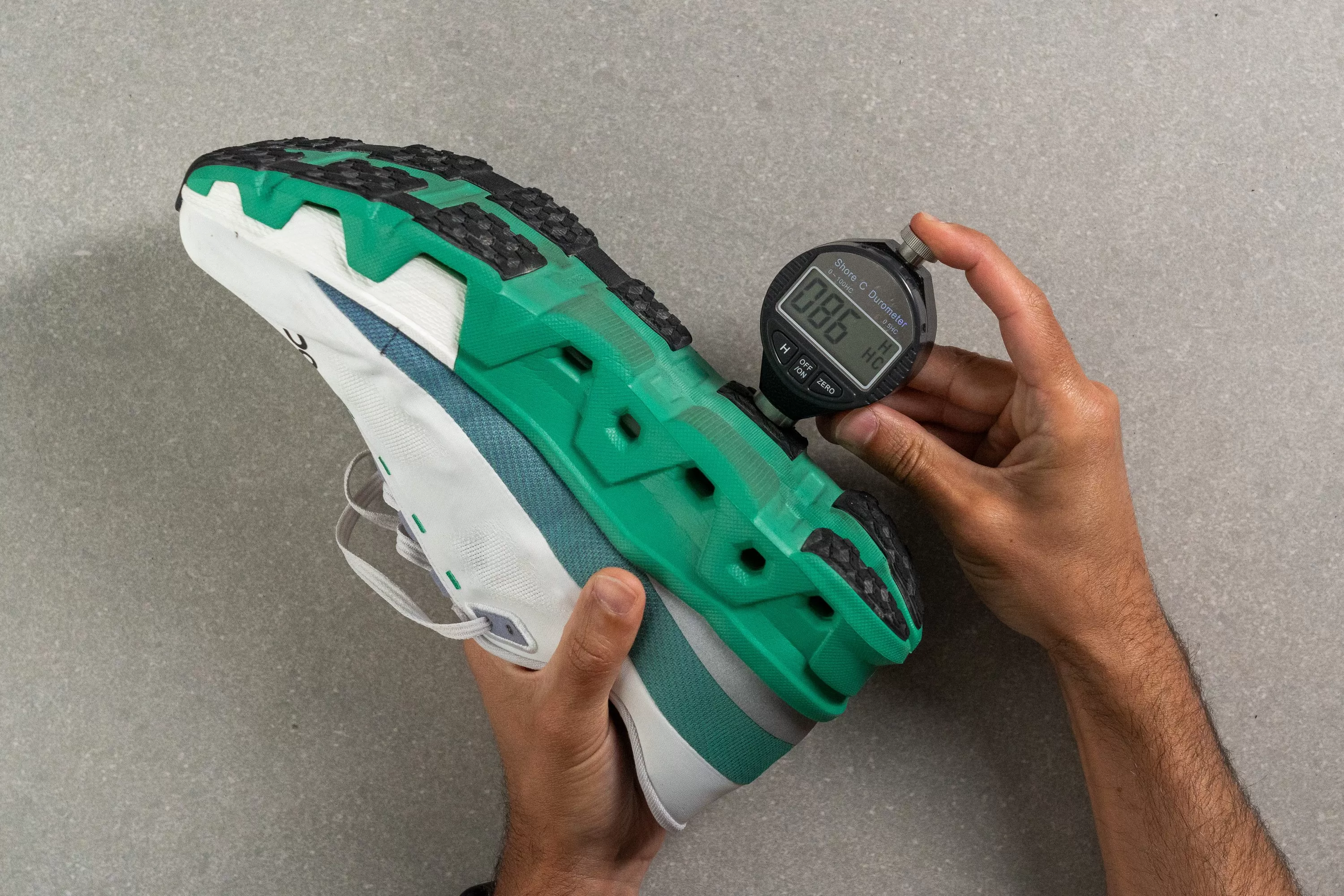 On Cloudmonster Hyper Outsole hardness