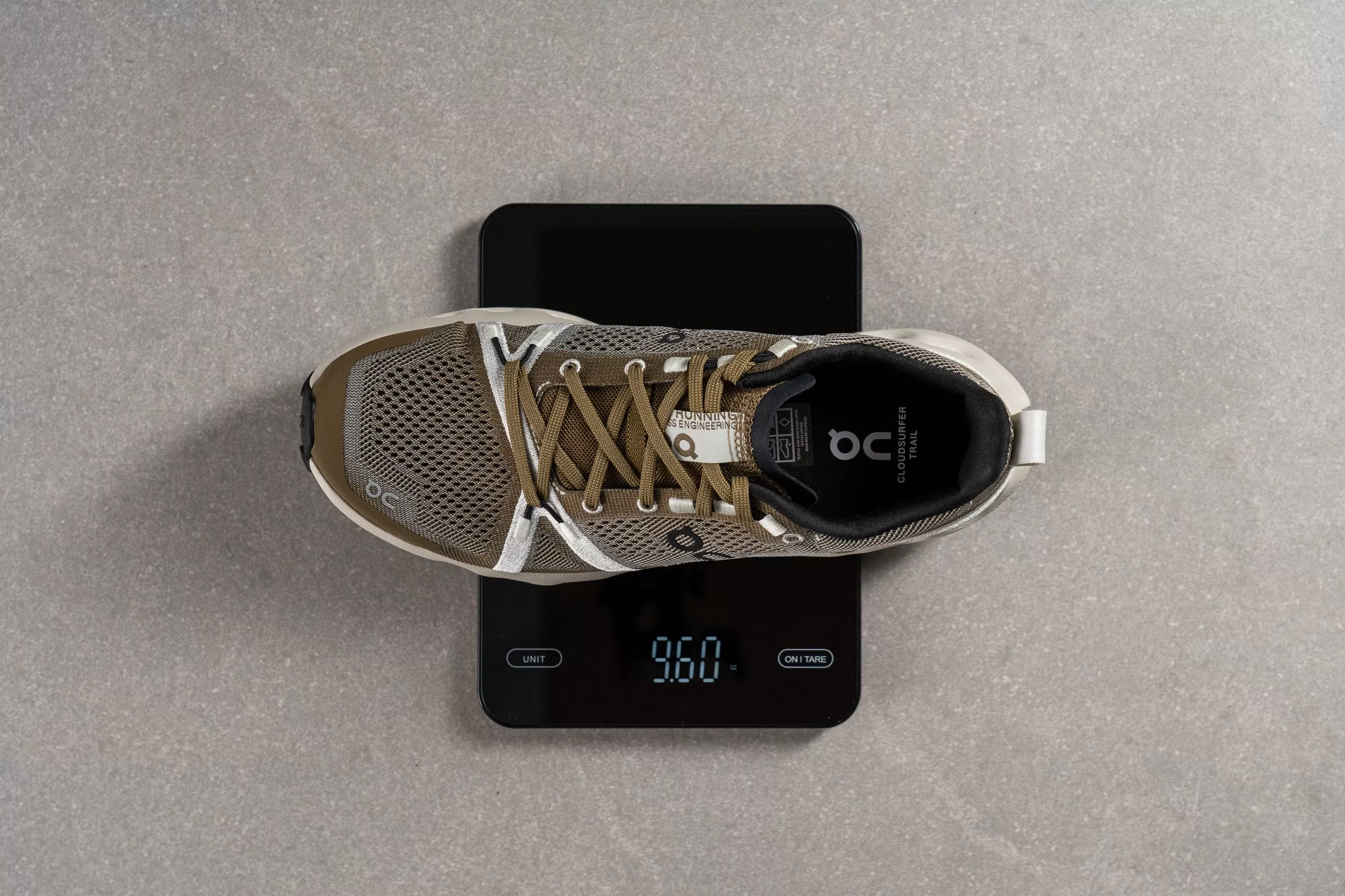 On Cloudsurfer Trail Weight