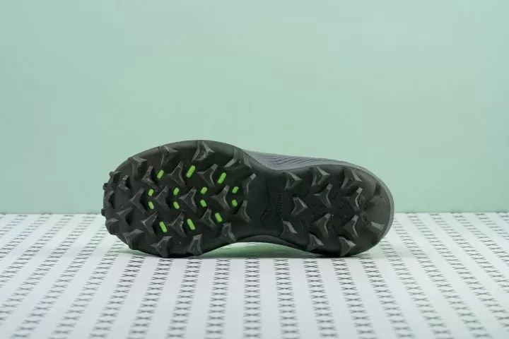 Saucony Endorphin Rift outsole lugs