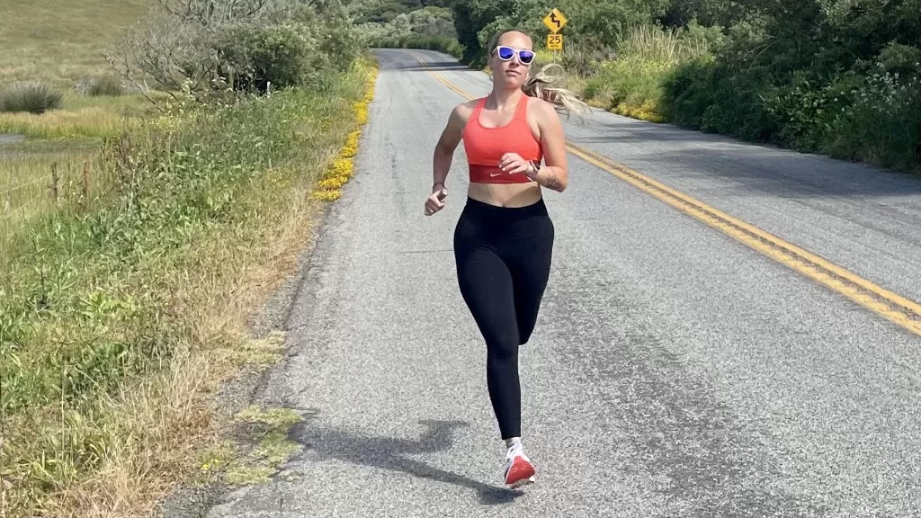 saucony endorphin speed 4 for women - the nylon plate helps provide responsiveness without creating a...