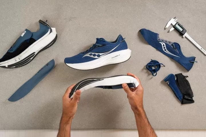 Saucony Triumph 21 cut