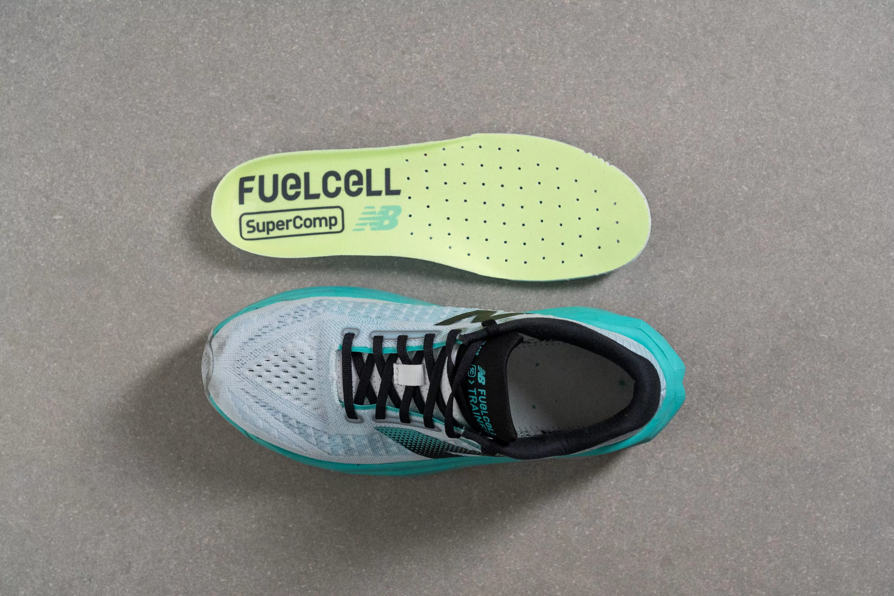 New Balance FuelCell SuperComp Trainer v3: Đánh giá chi tiết cho người chạy bộ 19 New Balance FuelCell SuperComp Trainer v3 Removable insole
