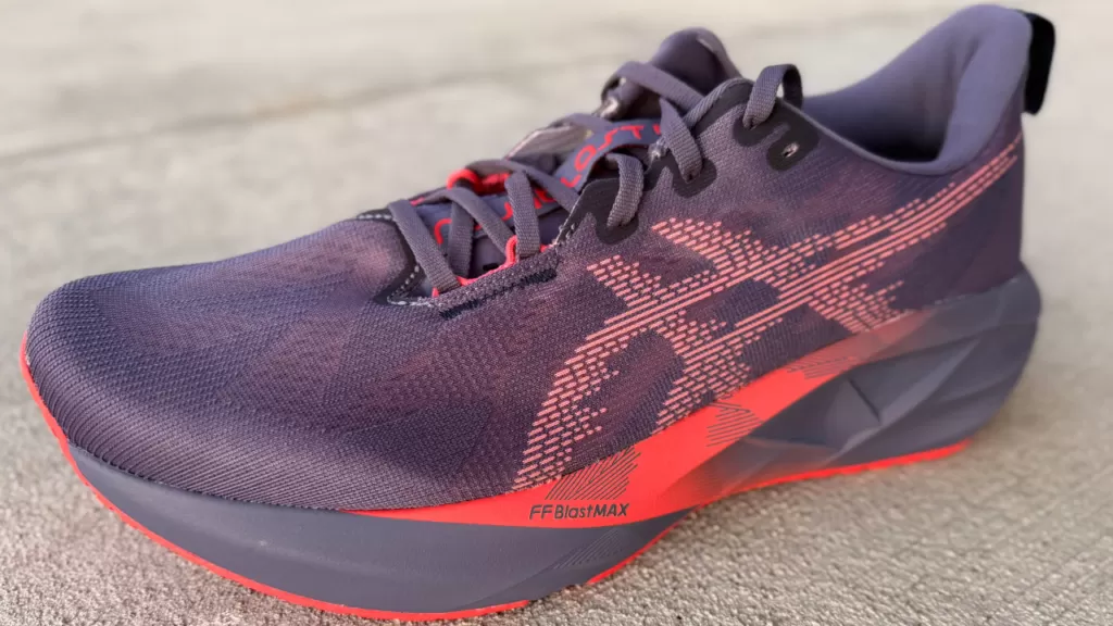 Asics Novablast 5 toe close up